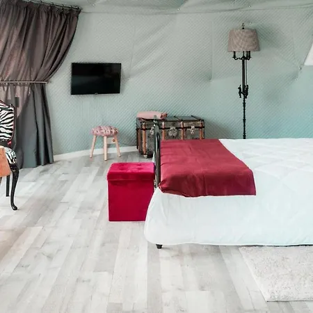 Guimaglamp Luxury tent Guimaraes